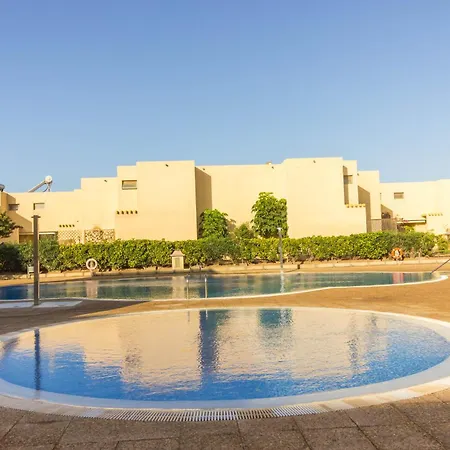 2 Bed House Near The With Swimming Pools Ferienhaus